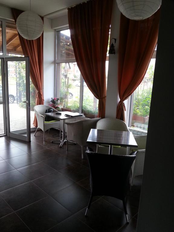 Zora Guest House Primorsko Exterior photo