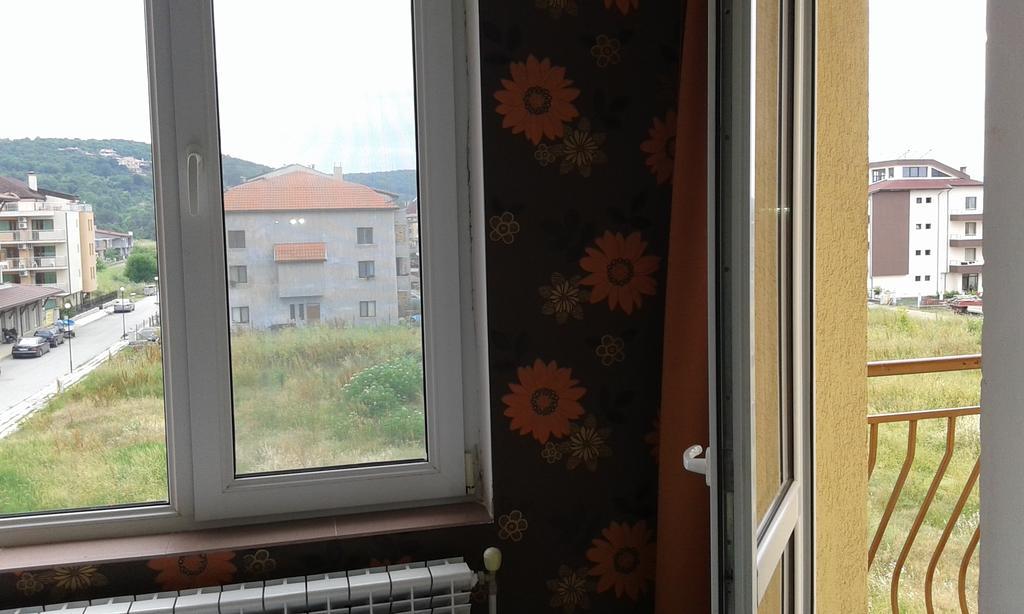 Zora Guest House Primorsko Room photo
